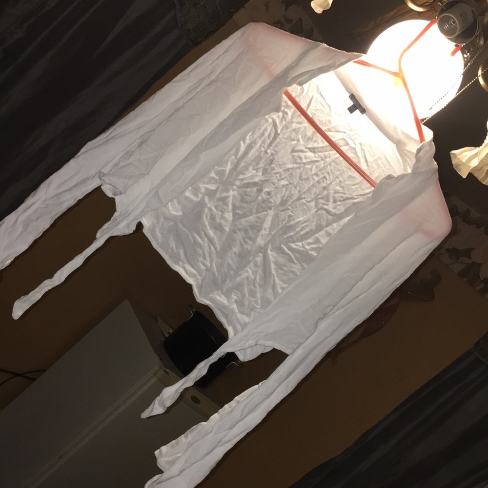 CHARLOTTE RUSSE CARDIGAN TOP SIZE MEDIUM